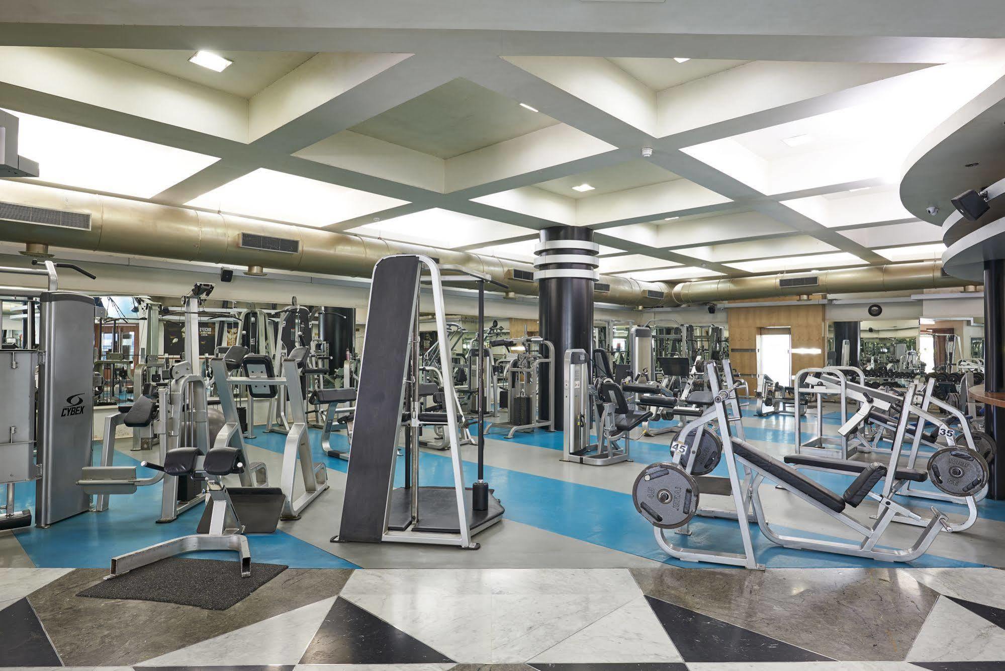 Eskay Resorts Mumbai Bagian luar foto
